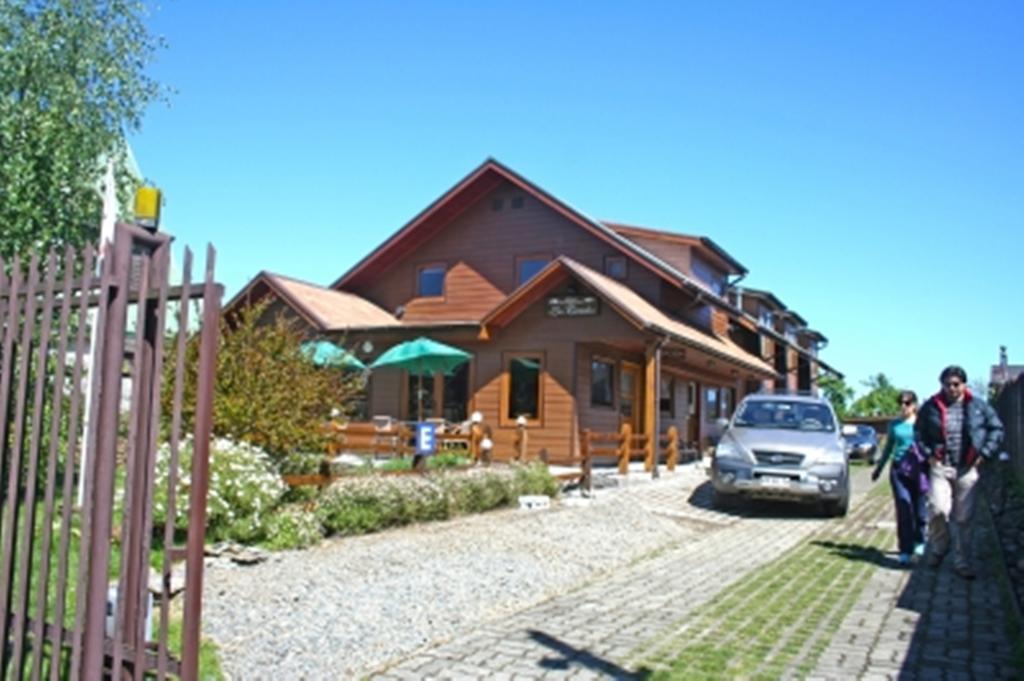 Apart Hotel Villa Los Ciruelos บัลดิเบีย ภายนอก รูปภาพ